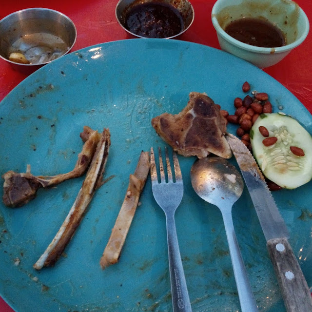 Nasi Lemak Lambchops Tinggal Tulang Jer