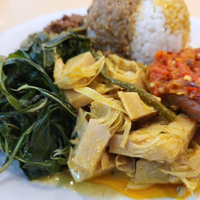 Nasi Dendeng Balado
