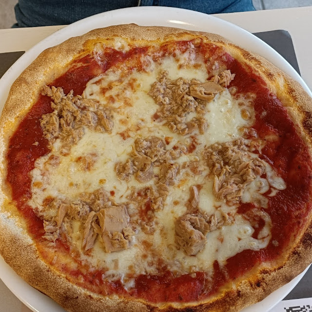 Pizza Al Tonno