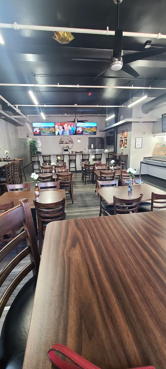 Sazon Bar & Grill