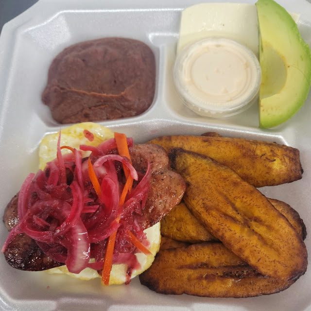 Desayuno Con Platano Maduro
