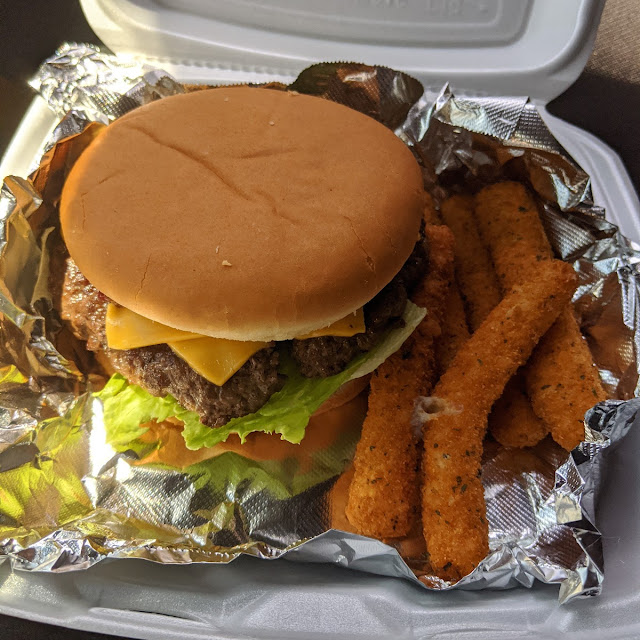 1 2 lbs Cheeseburger
