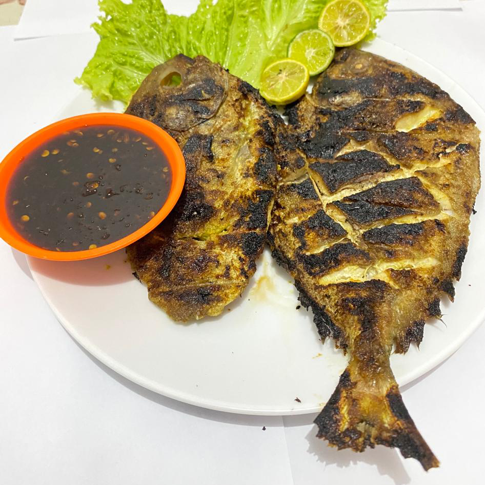 Seafood 68 Kosambi, Pojok Kebun Pisang