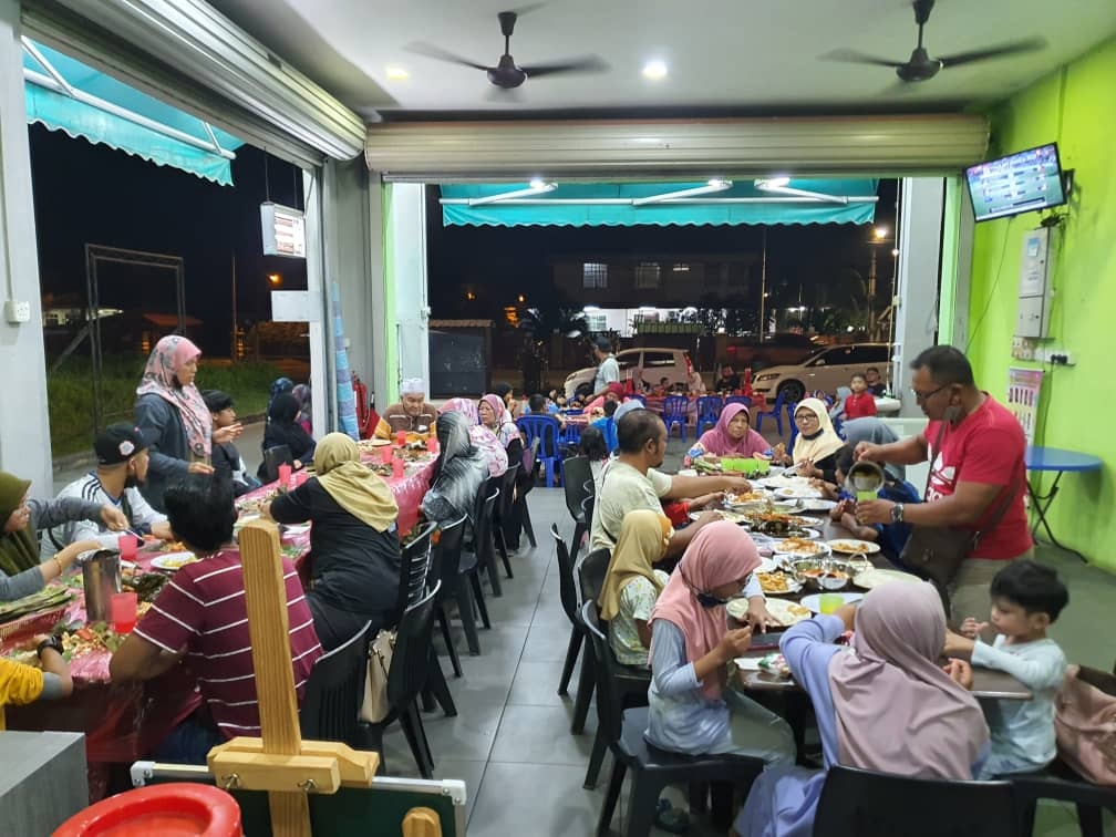Seafood Lambak Daun Pisang singgah Inn