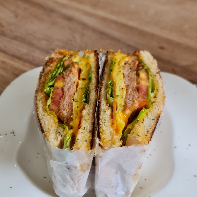 Cheesy Sandwich