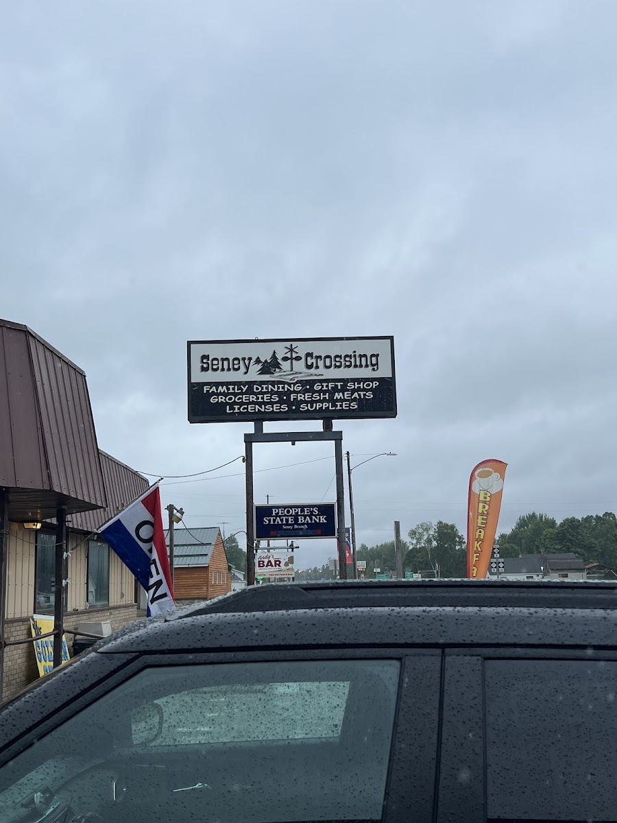 Seney Crossing Breakfast Diner - Storage - Cabin Rental