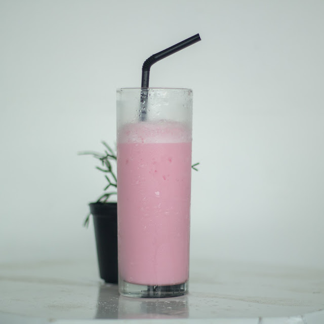 Milky Strawberry