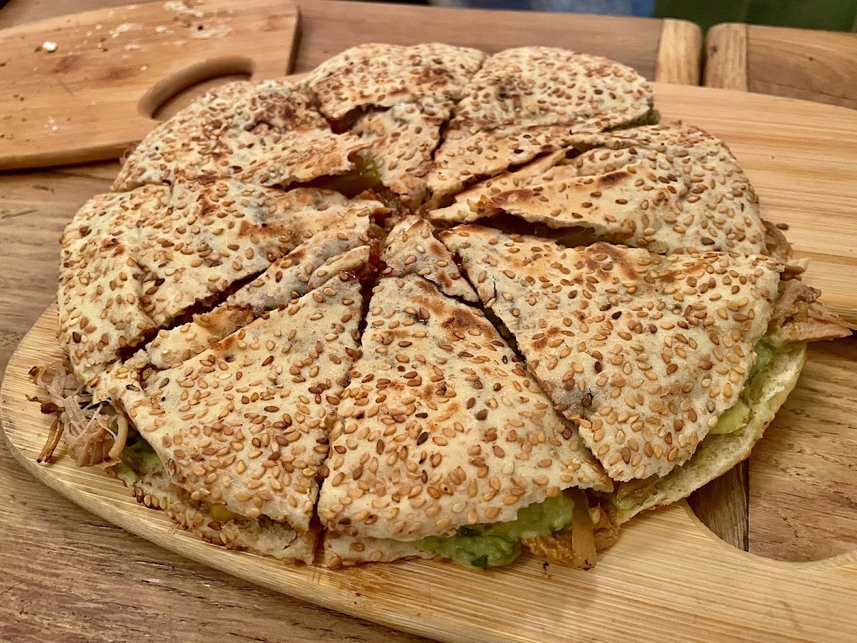 SESAME- LA KAAKE LIBANAISE