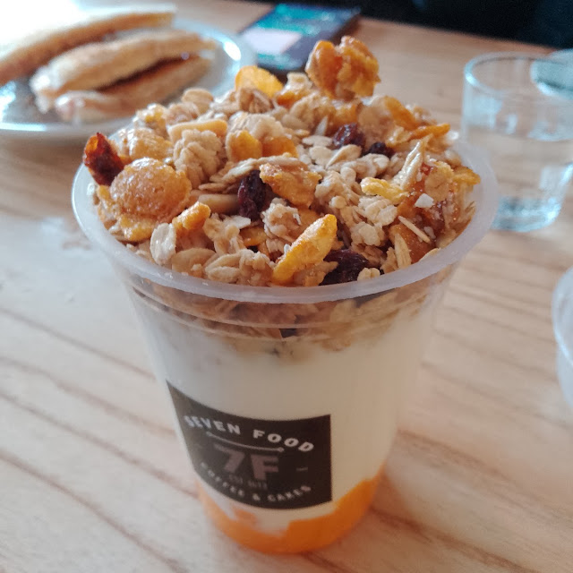 Yogurt Con Granola