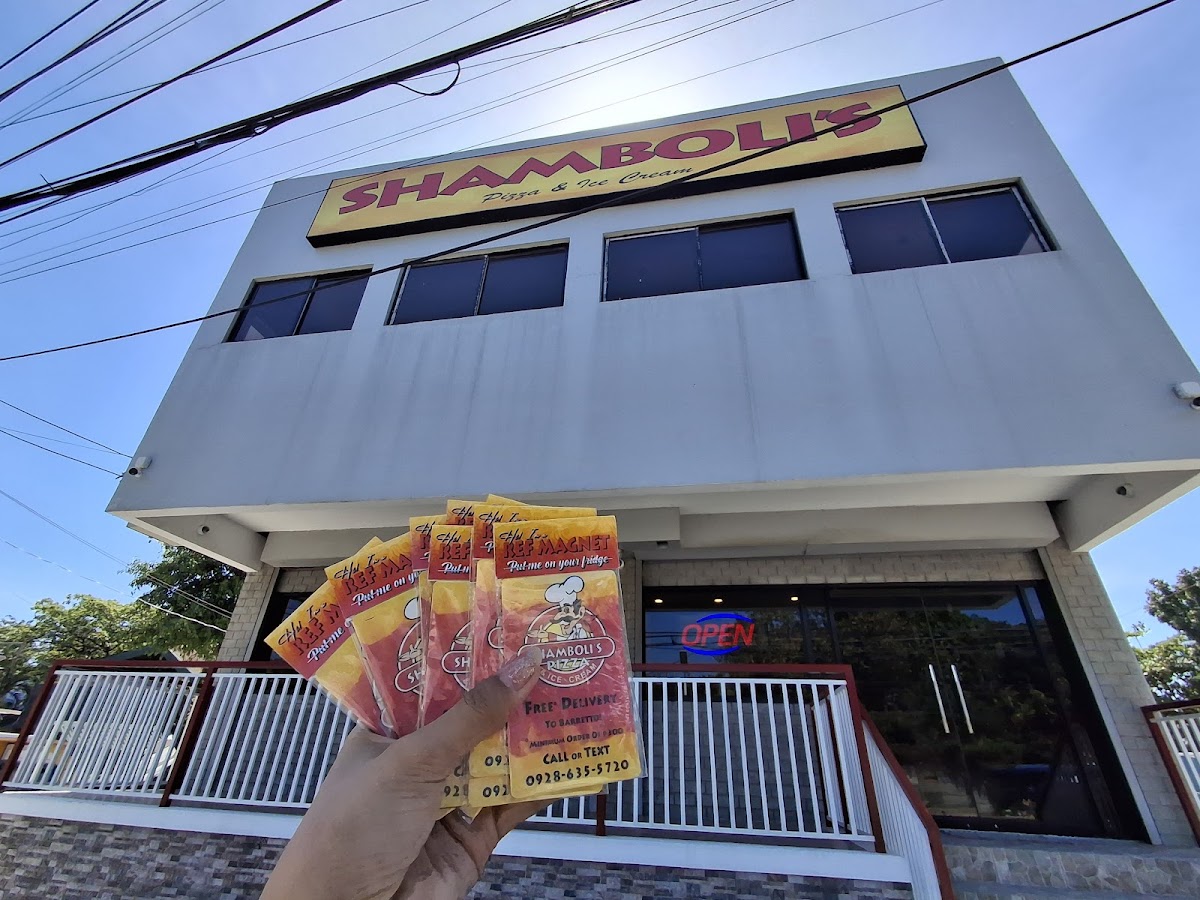 Shamboli's Pizza