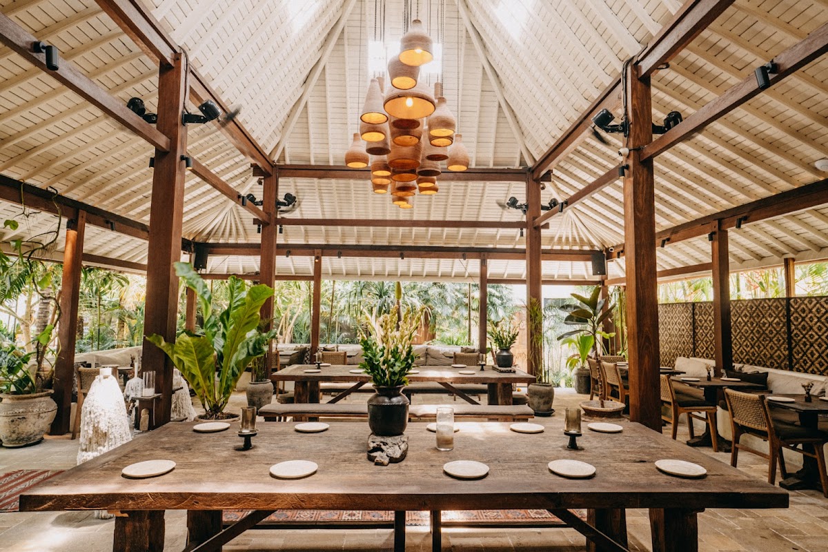 Shelter Restaurant