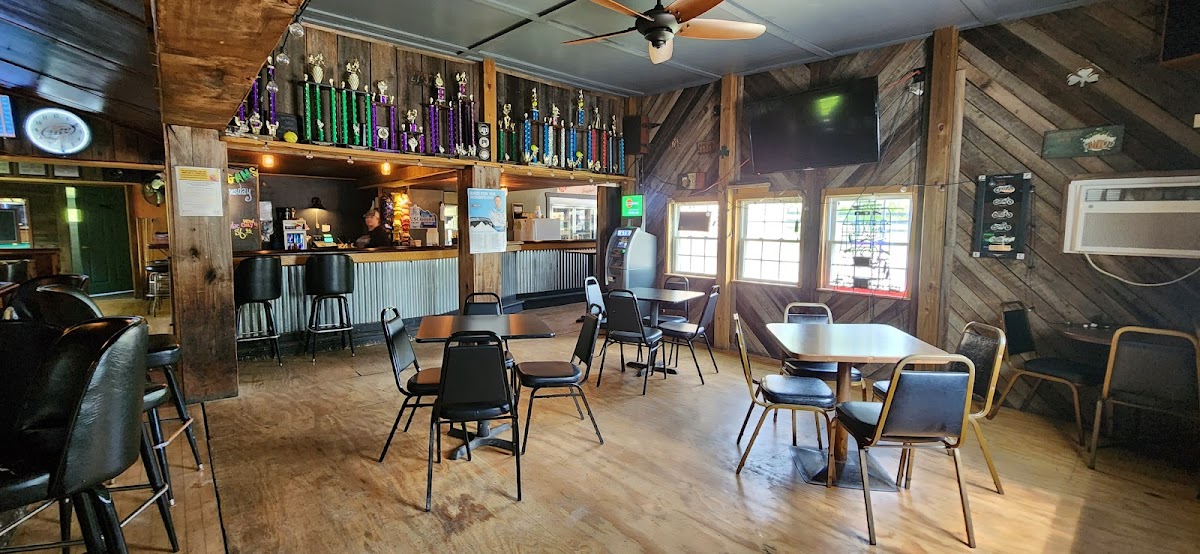 Shenanigan's Bar & Grill