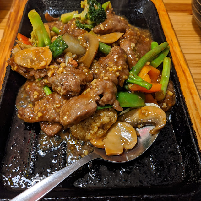 Sizzling Beef Fillet Steak in Garlic Sauce