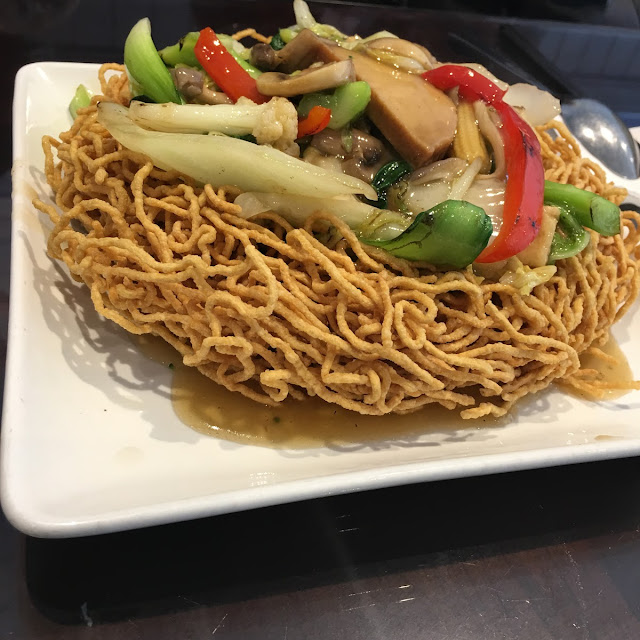 14 Saucy Stir Fry Noodles & Vegetables