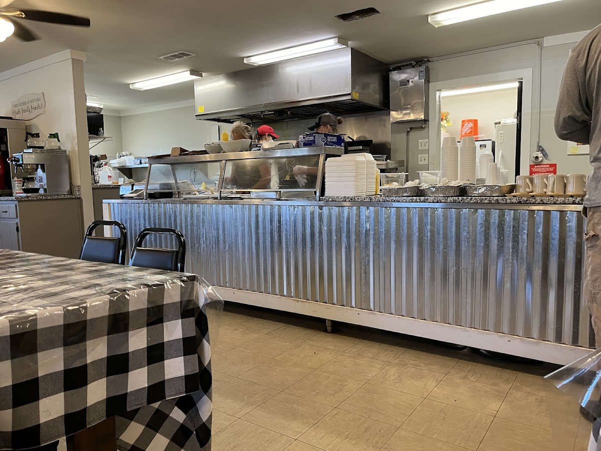 Simply Southern Cafe & Bakery