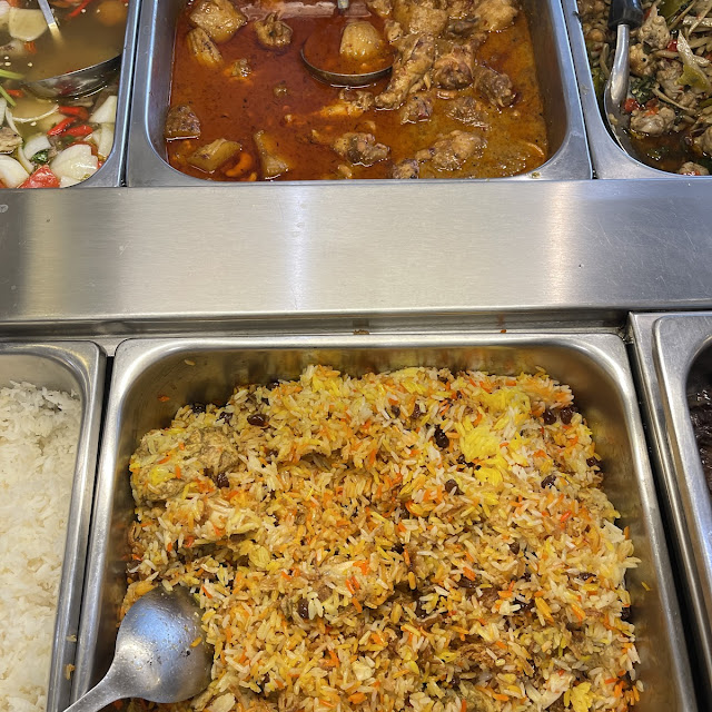 ข้าวราดแกงครับ