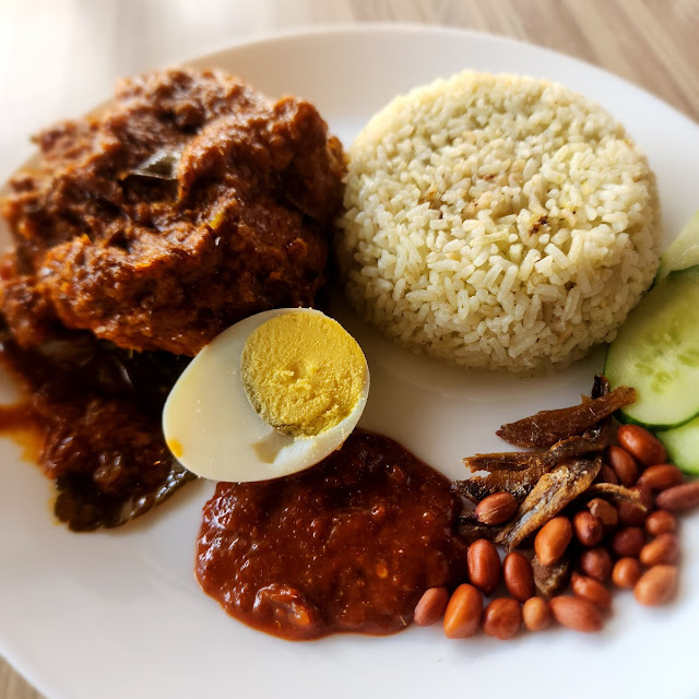 Nasi Lemak Rendang Chicken