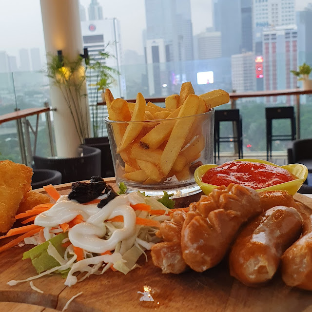 Skyloft Platter