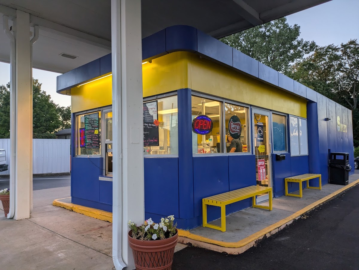 Smiley's Ice Cream