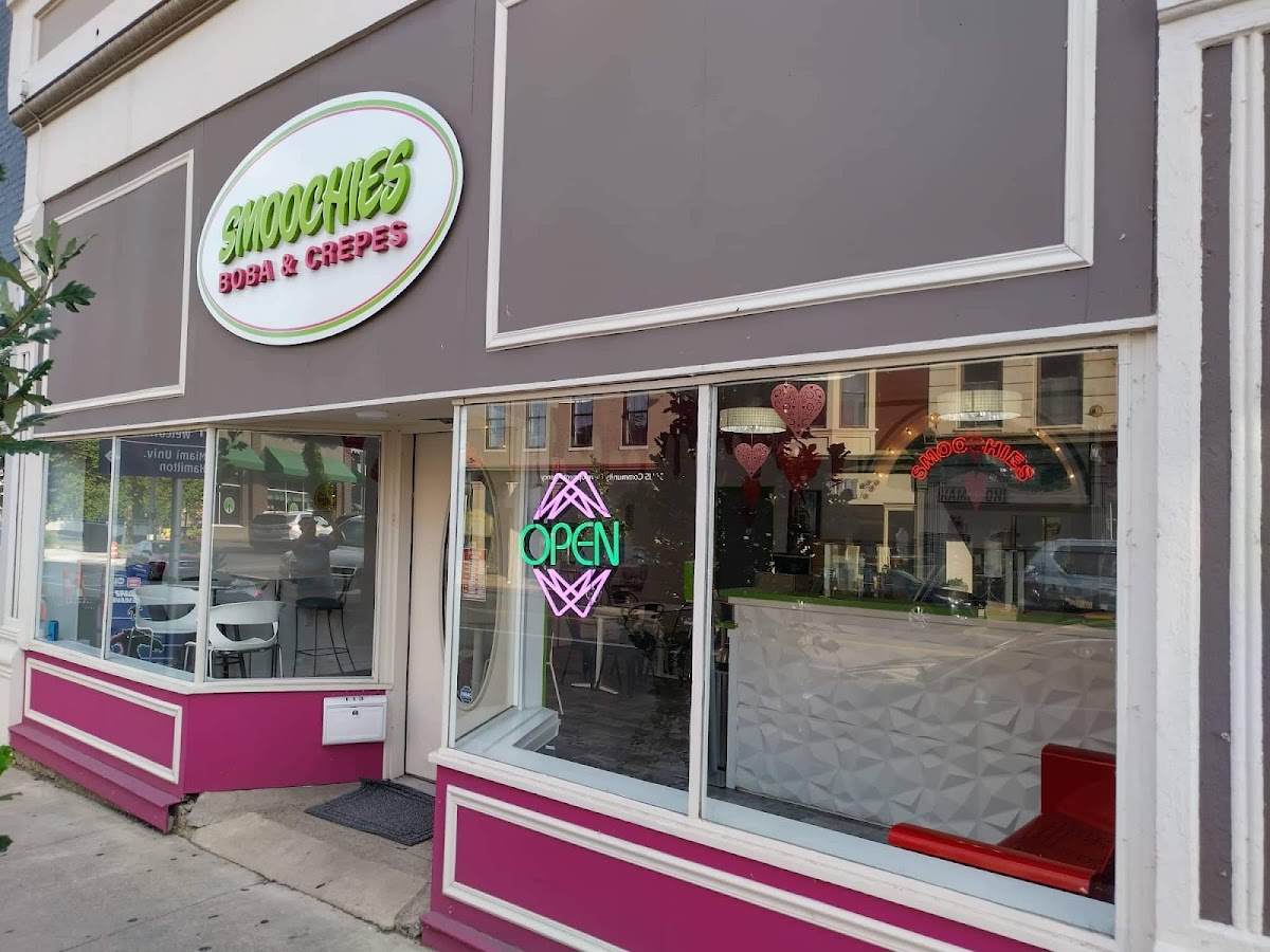 Smoochies Boba & Crepes