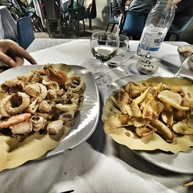 Frittura Di Pesce E Patate Rustiche