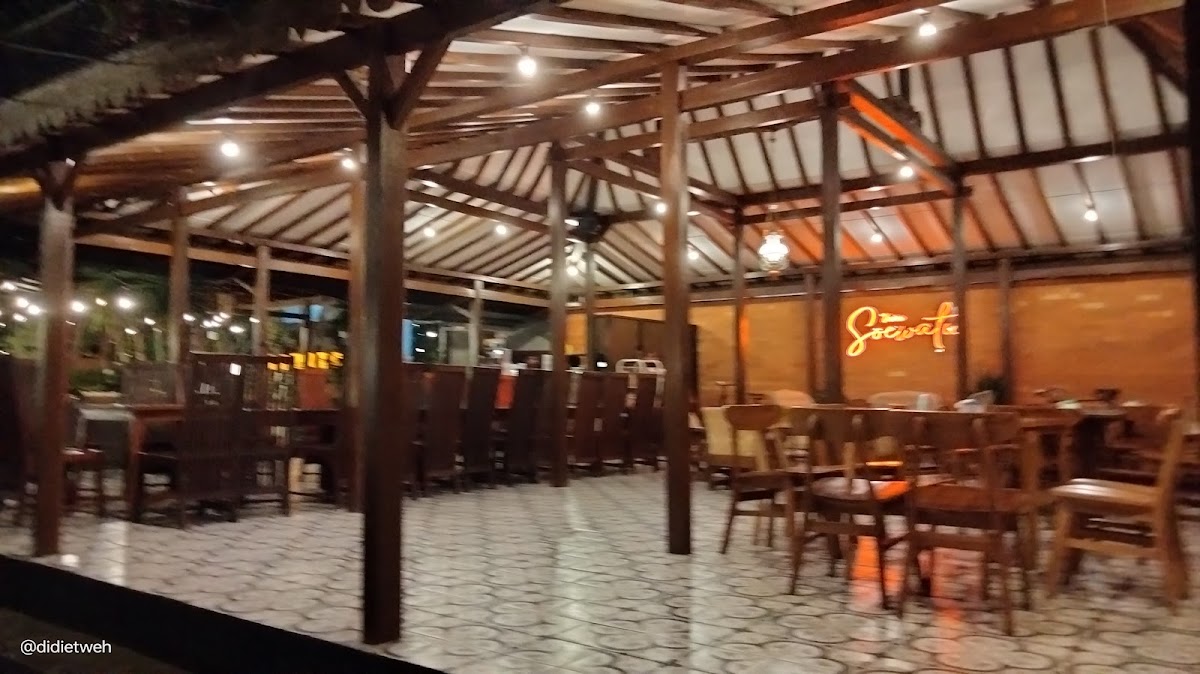 Soewatu Resto and cafe