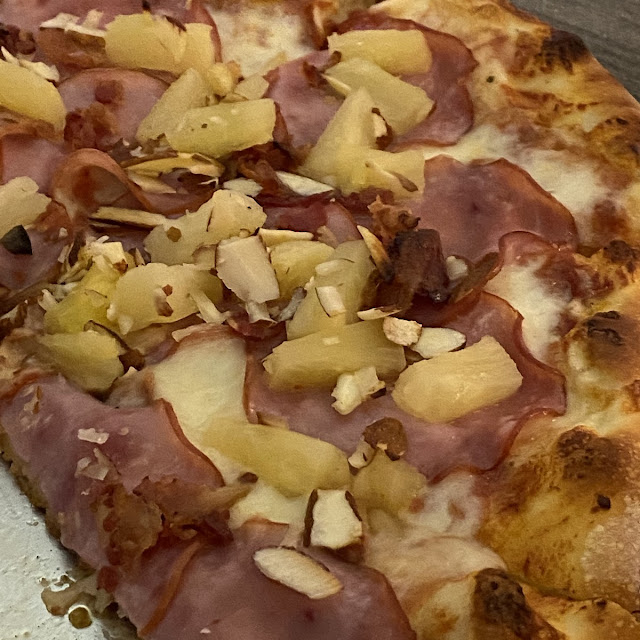 Hawaiian Pizza