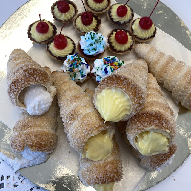 Cannoli