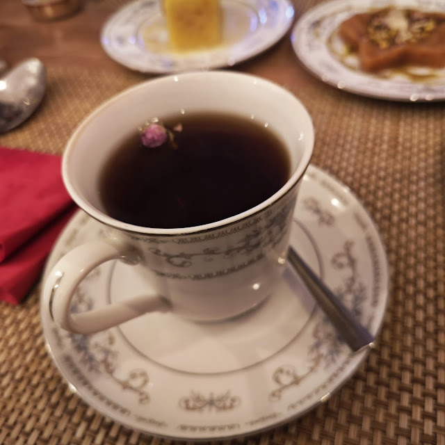 Tè