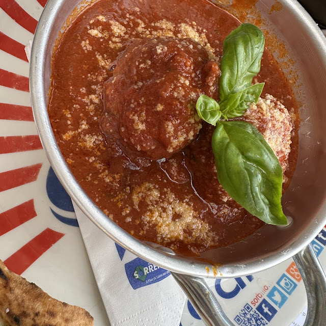 Neapolitan Meatballs