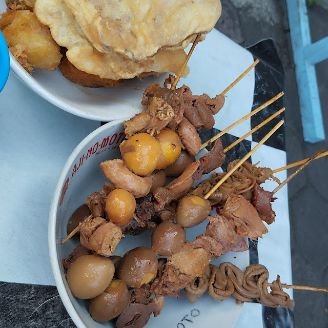 Aneka Sate & Mendoan