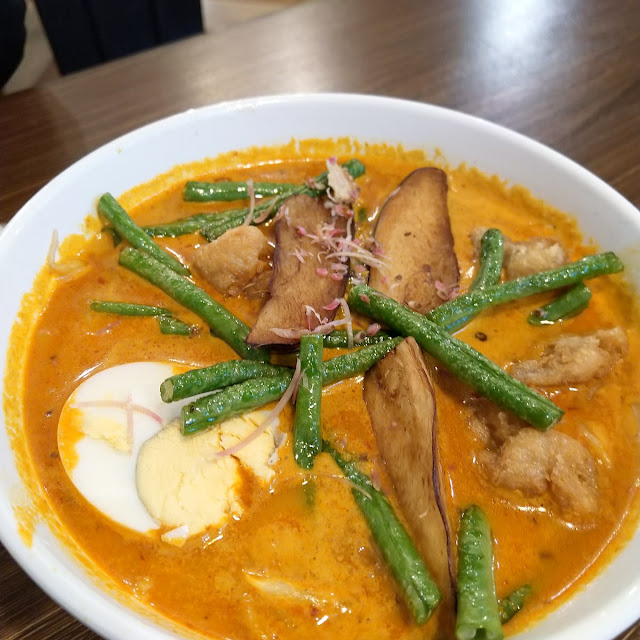 Nyonya Curry Laksa