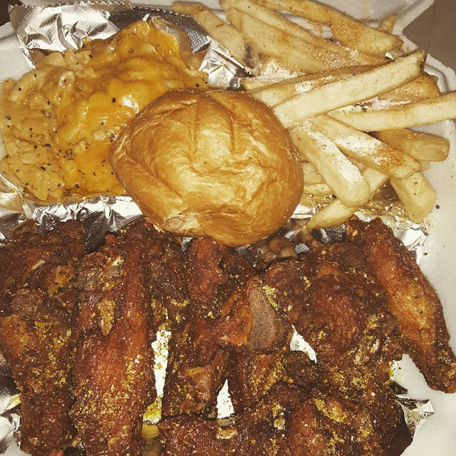Wing Platter with 2 Sides
