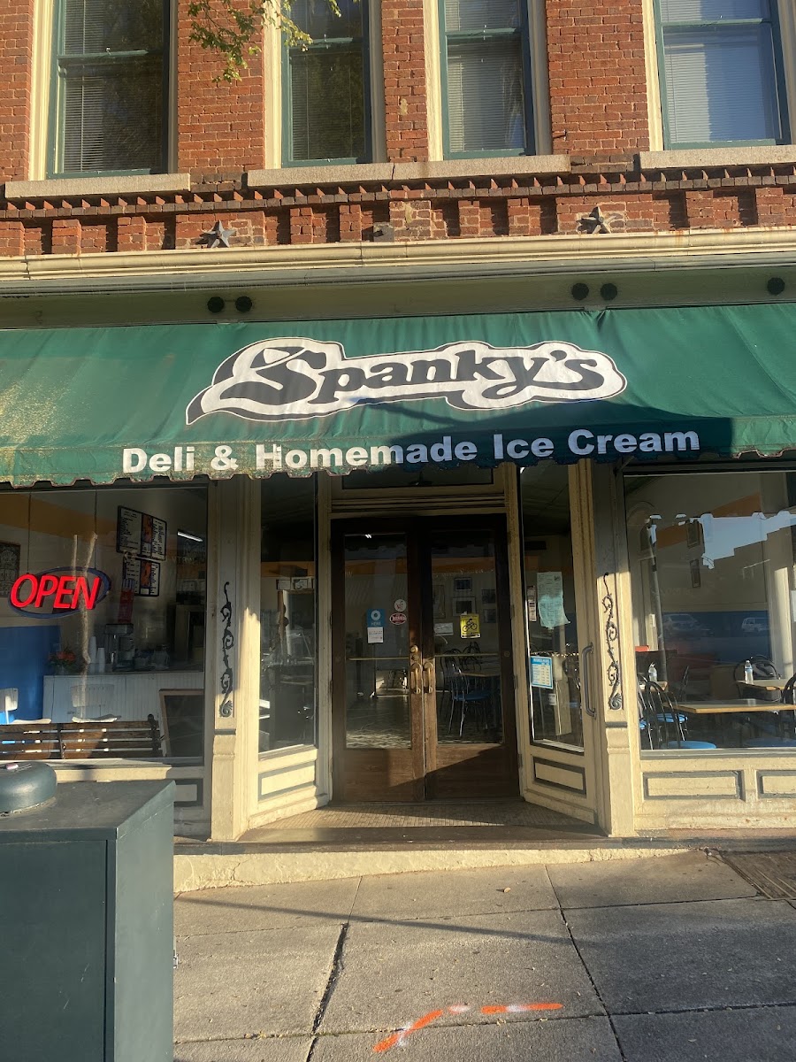 Spanky's Deli & Homemade Ice Cream