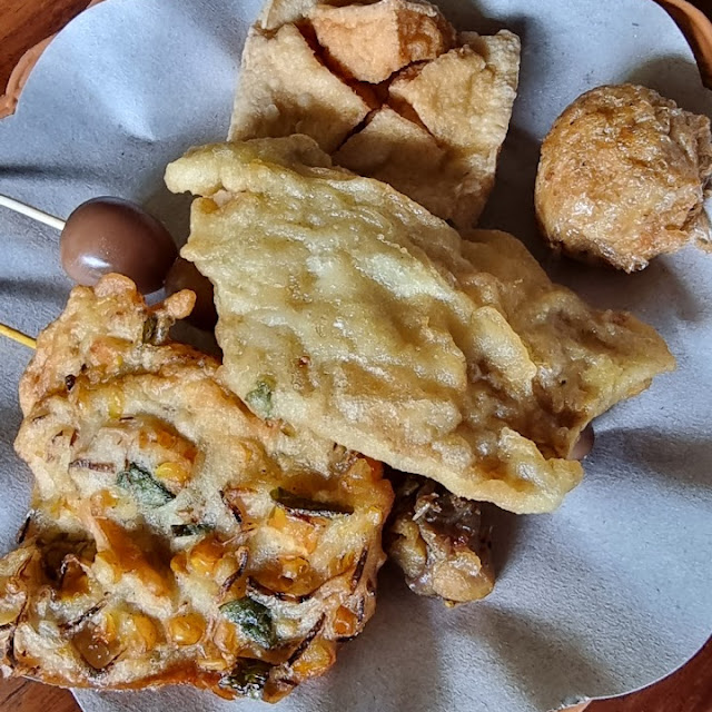 Bakwan Dan Tempe Mendoan