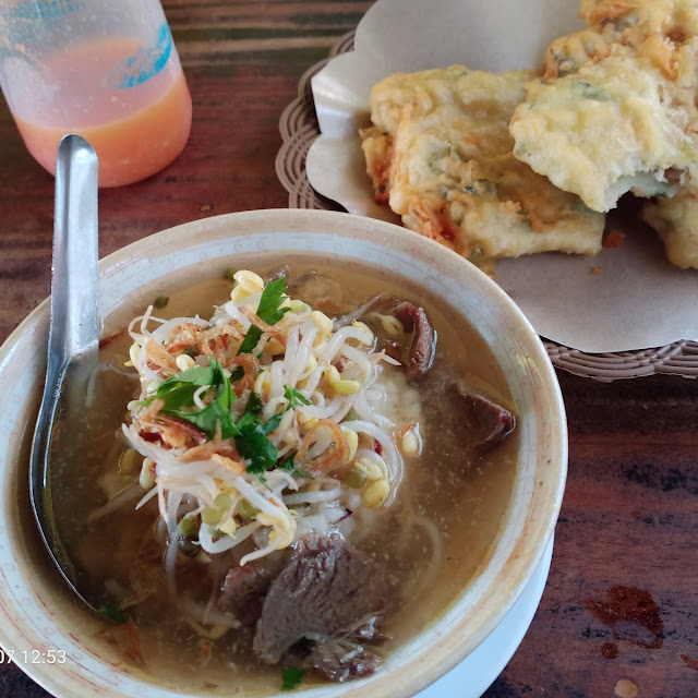 Soto Daging Sapi Campur
