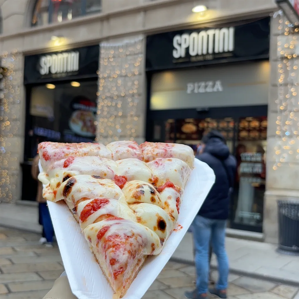 Spontini - Via Santa Radegonda