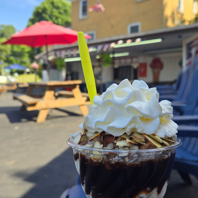 Almond Joy Sundae