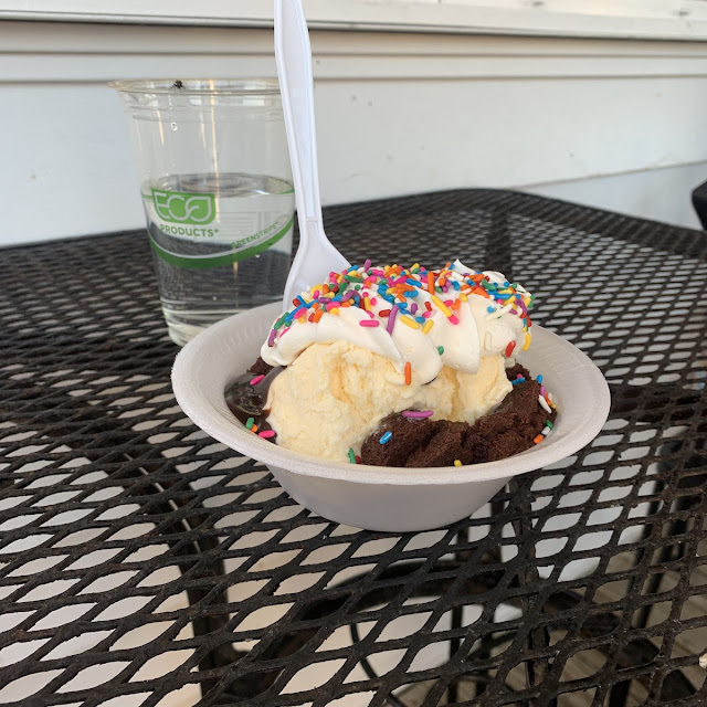 Brownie Sundae