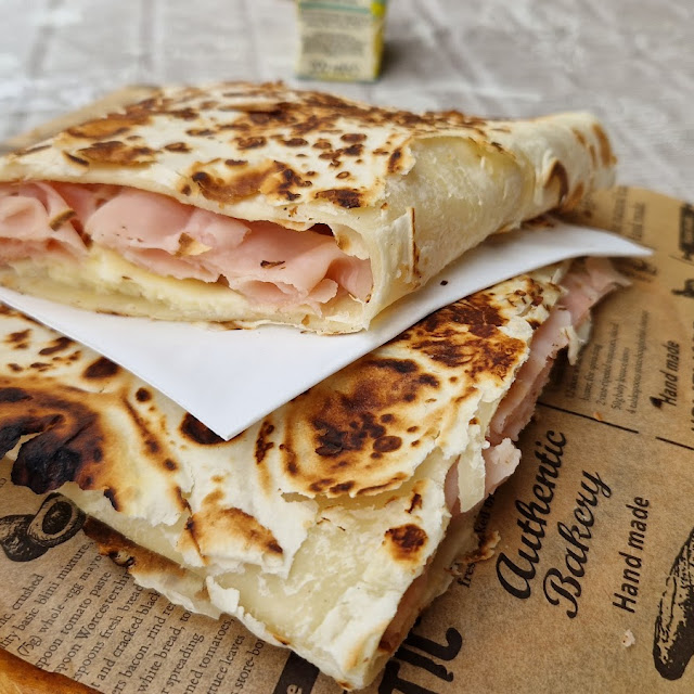 Piadina Con Porchetta Artigianale