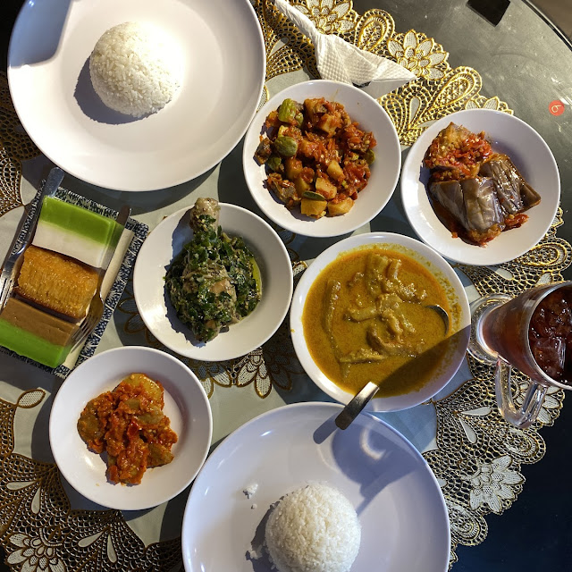 Nasi Set Daging Dendeng