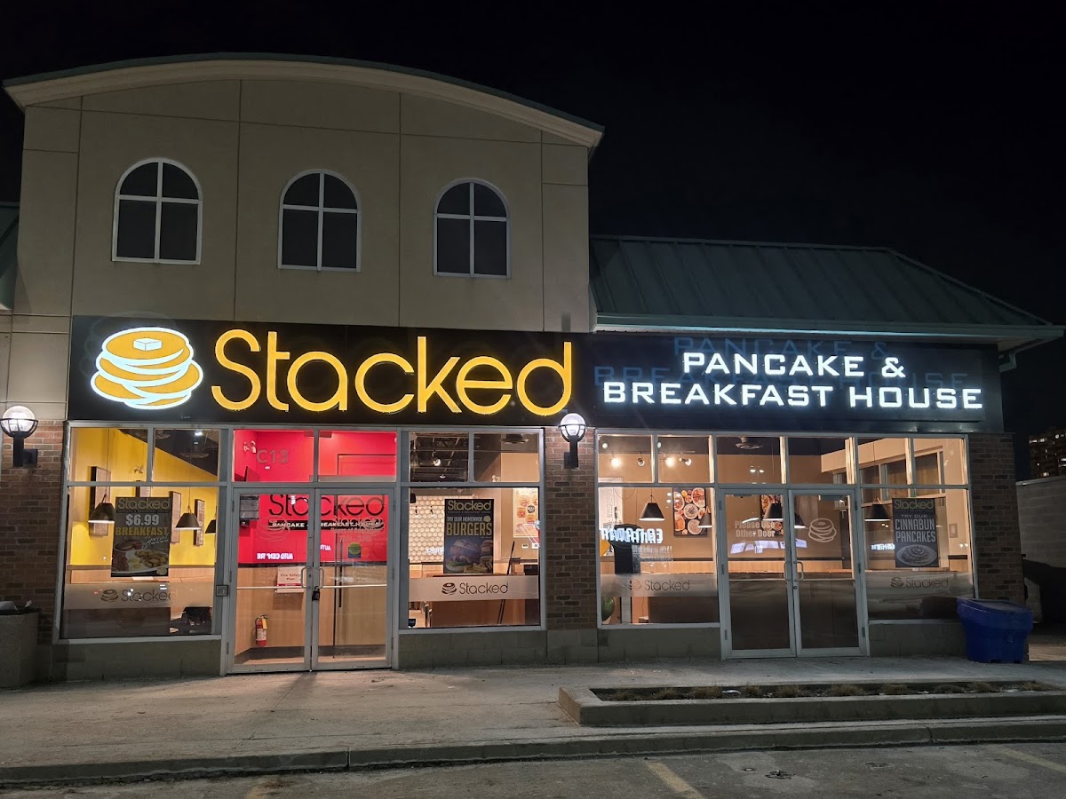 Stacked Pancake & Breakfast House - ON L5J 2Y4