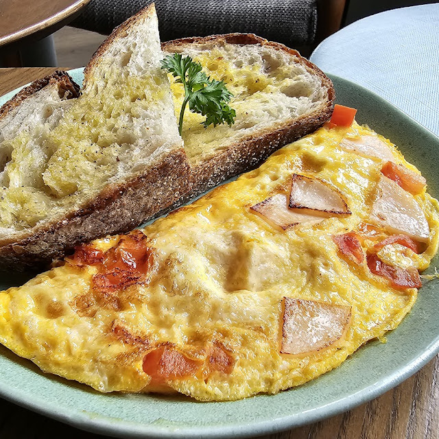 Sourdough Toast Scrambled Egg