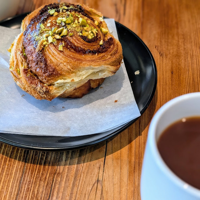 Pistachio Croissant