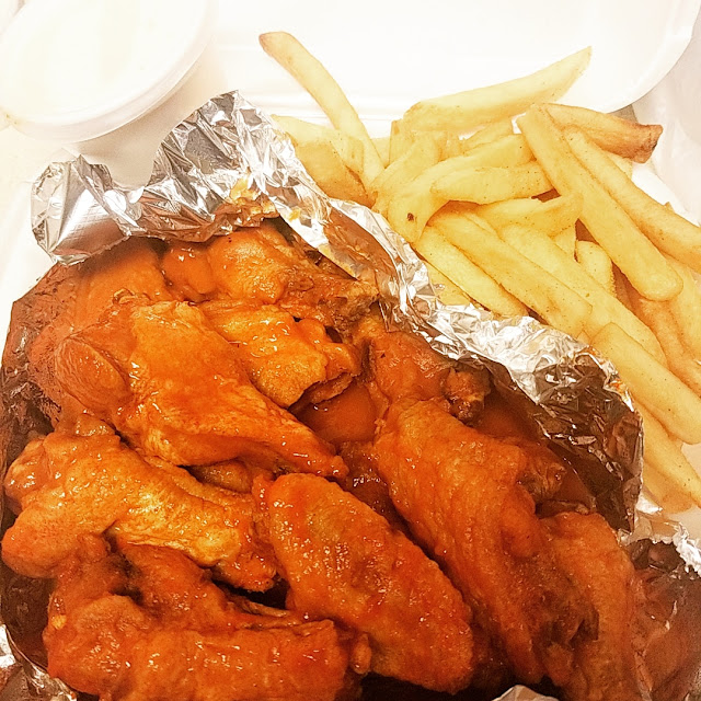 Hot Tabasco Chicken Wings with Fries