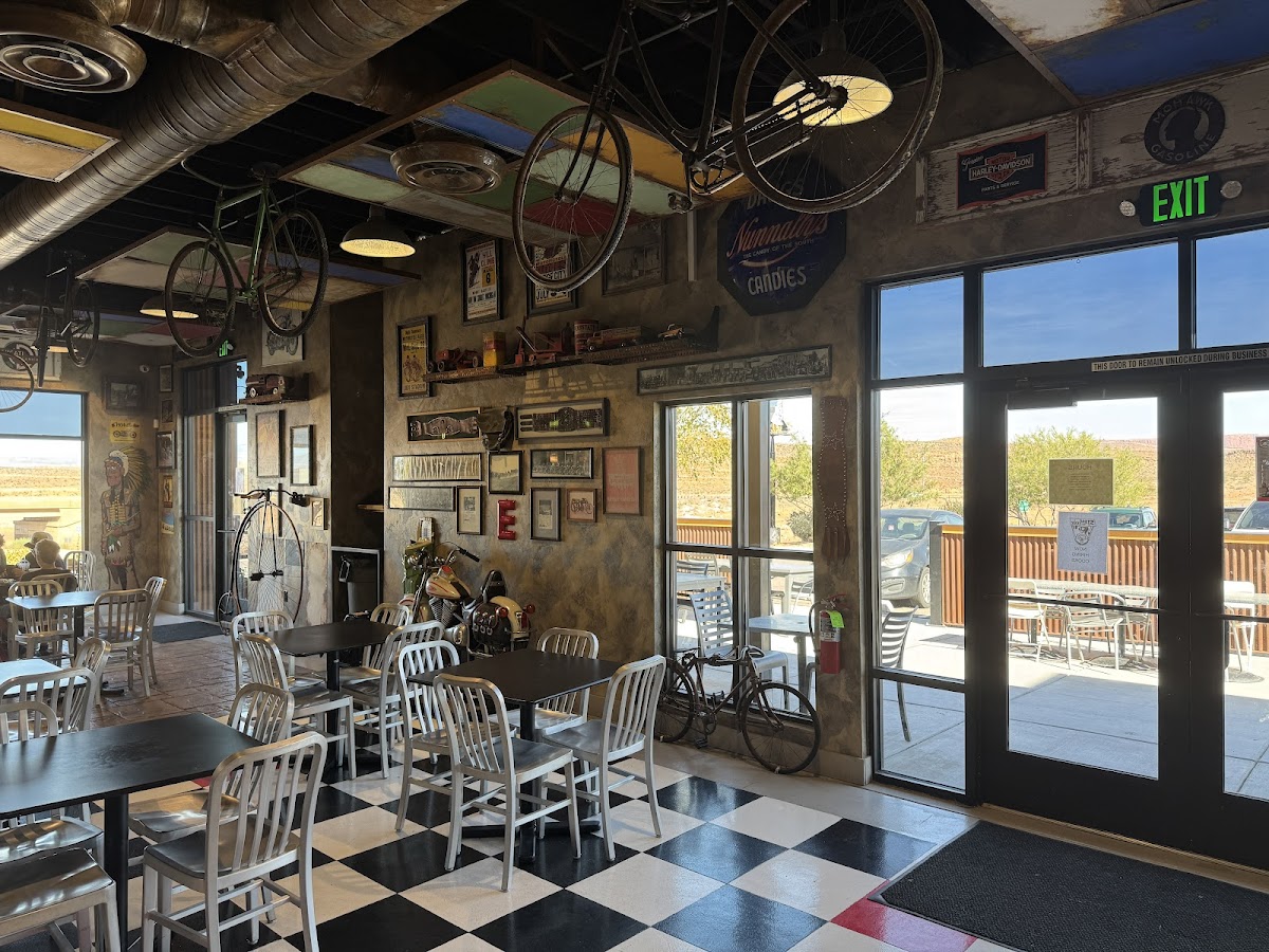Strap Tank Express & Tap Room