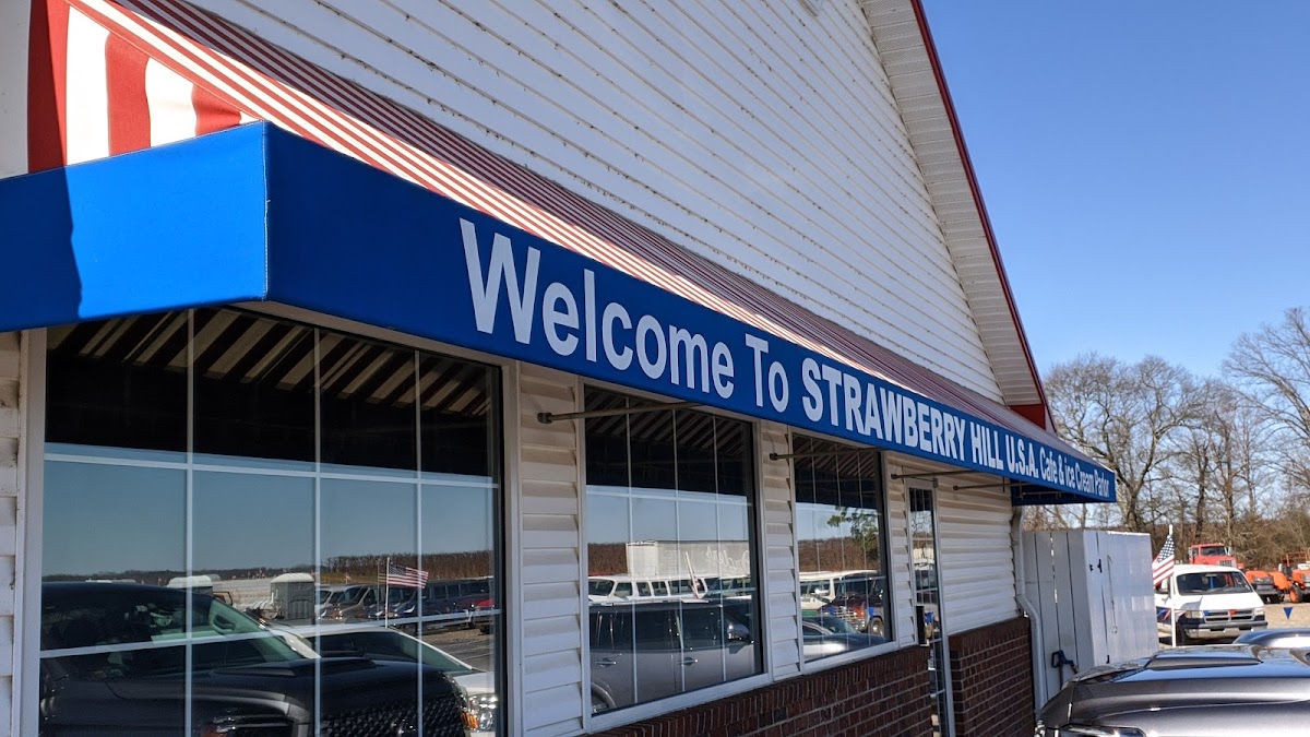 Strawberry Hill USA- CAFE