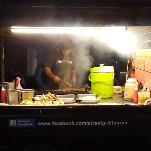 Burger Bakar Cheese Leleh
