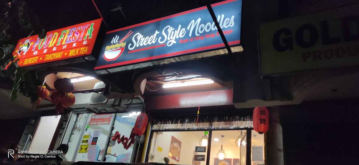 Street Style Noodles