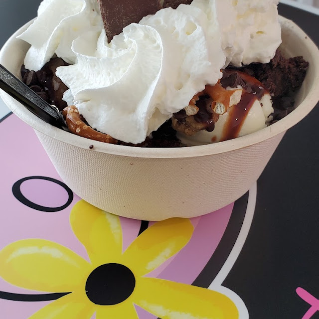 Midnight Snacker Sundae